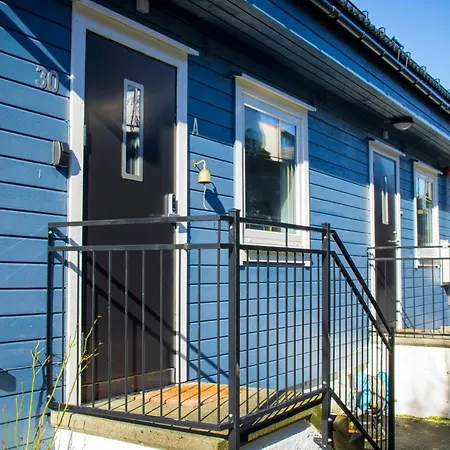 Cosy House With Sunny Terrace, Garden And Fjord View Ferienhaus