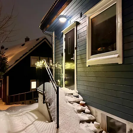Vakantiehuis Cosy House With Sunny Terrace, Garden And Fjord View