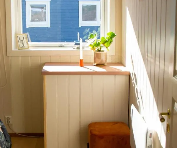 Cosy House With Sunny Terrace, Garden And Fjord View Bergen